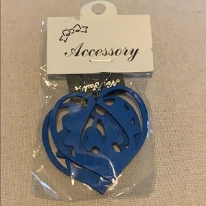 NWT Wooden Blue Heart Shaped Earrings